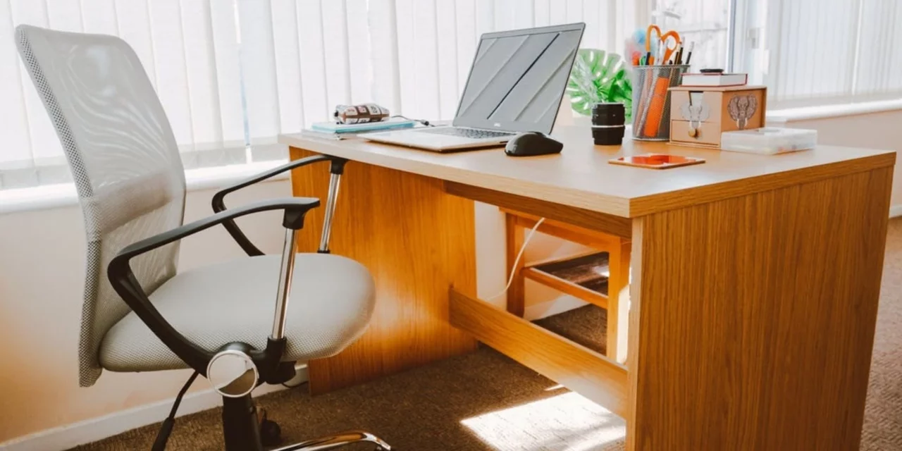 7 Tips to Clean a Fabric Office Chair