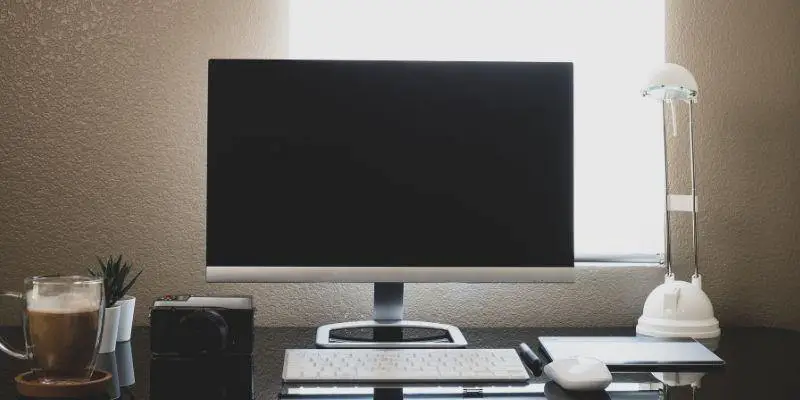 How To Choose Monitor For Your Home Office ?