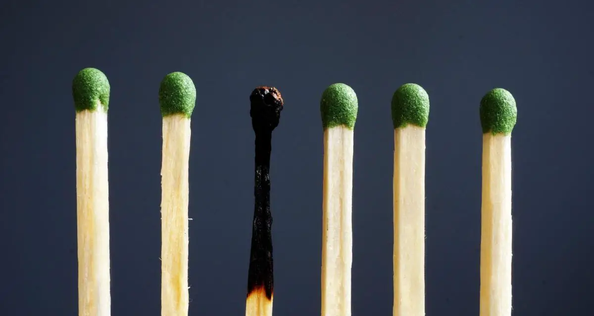 Symptoms Of Job Burnout And 7 Steps To Recovery